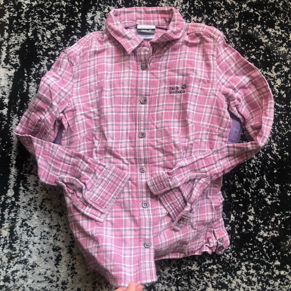 Jack Wolfskin Pink Plaid Shirt with Mandarin Button Tails